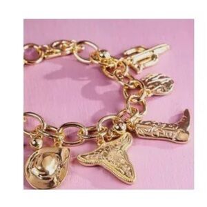 Gold Tone Western Charm Bracelet